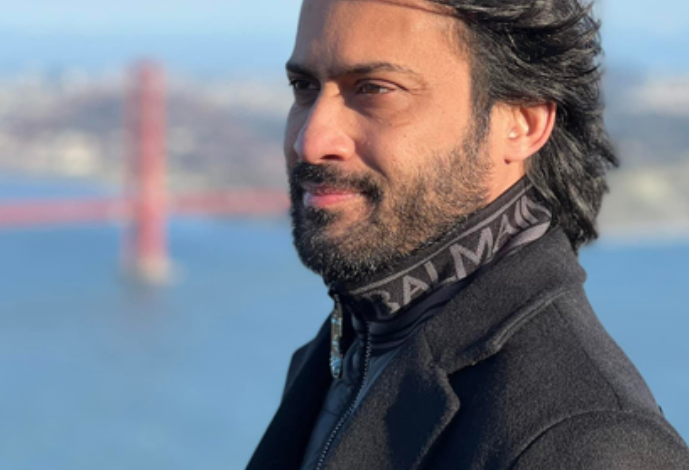 Waqar Zaka Net Worth