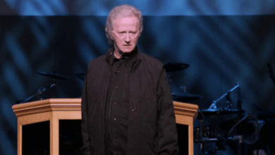 Dwight Thompson Net Worth