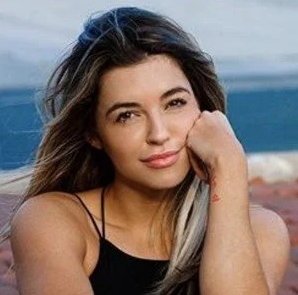 Nikki Blackketter Net Worth