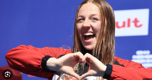 Molly Carlson Net Worth