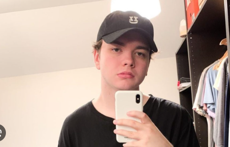 How Much Does Smii7y Make