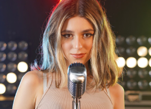 Beatrice Florea Net Worth