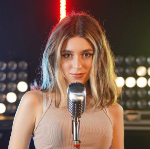 Beatrice Florea Net Worth