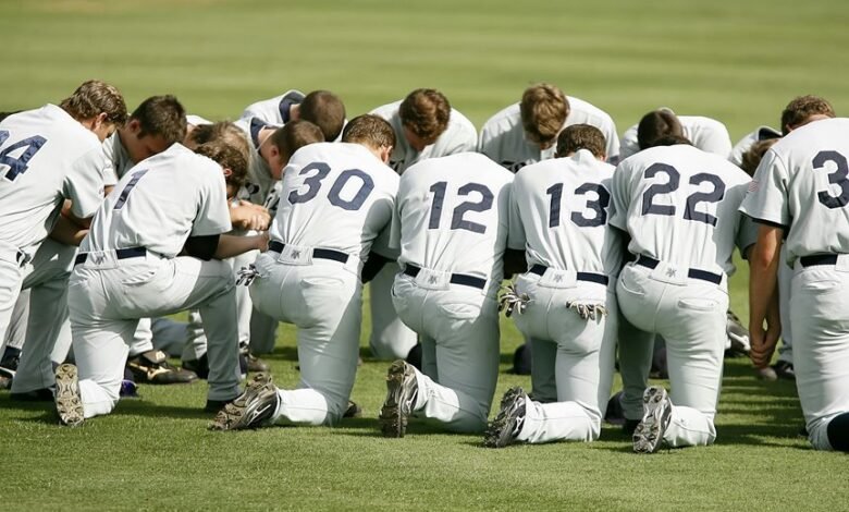 phillies uniforms for today