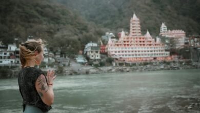 travel hacks and tips